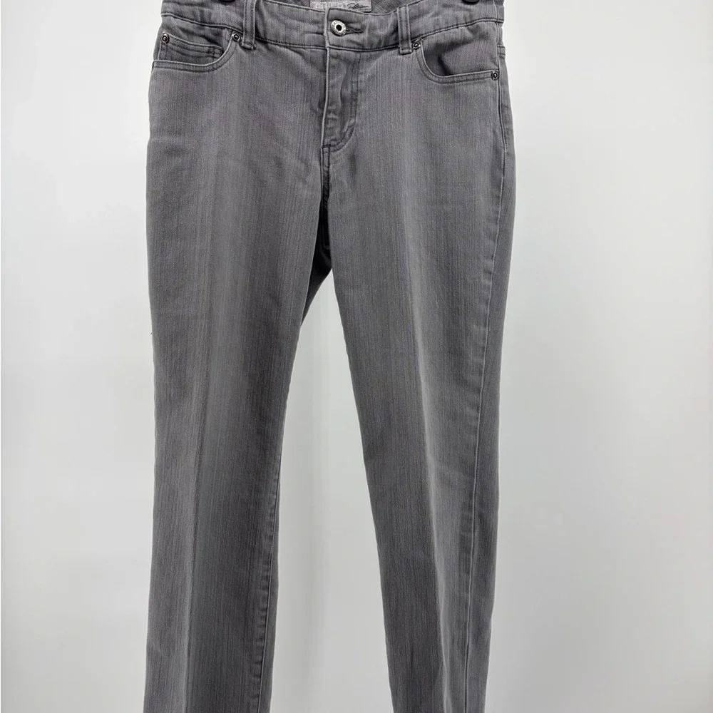 Chicos Platinum Gray Womens Stretch Mid Rise Ultimate Straight Leg Jean 00 Short